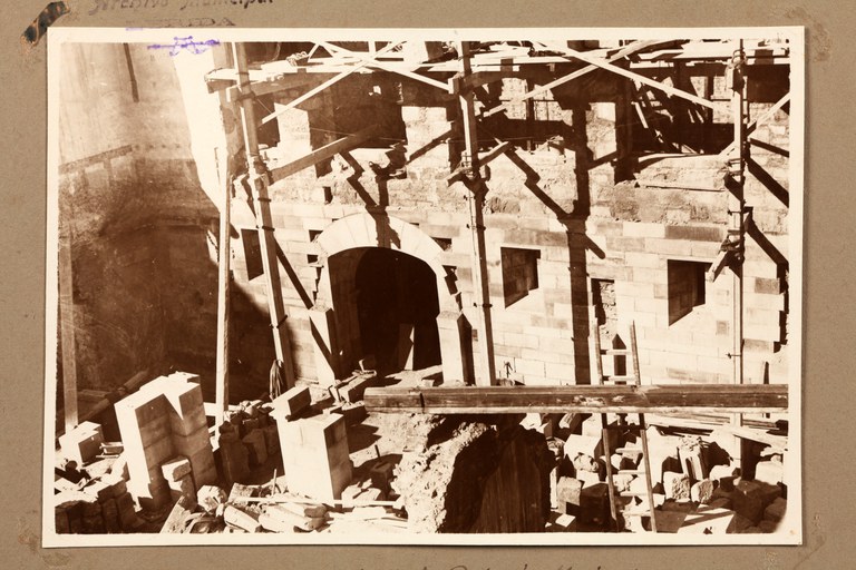 Palau Paeria_Obres reconstrucció [193-].jpg